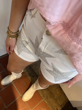 Aniek short wit