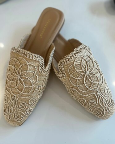 Lola loafer beige